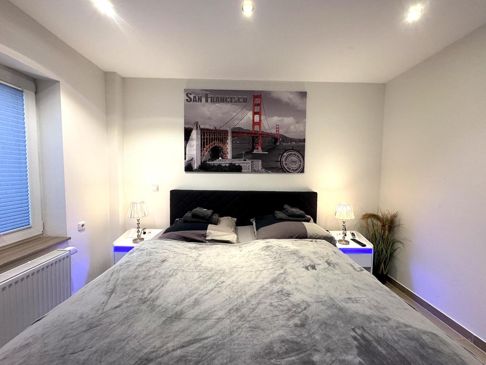 Ferienwohnungen Arp "2D" Mit Terrasse Und Parkplatz Итцехое Екстериор снимка